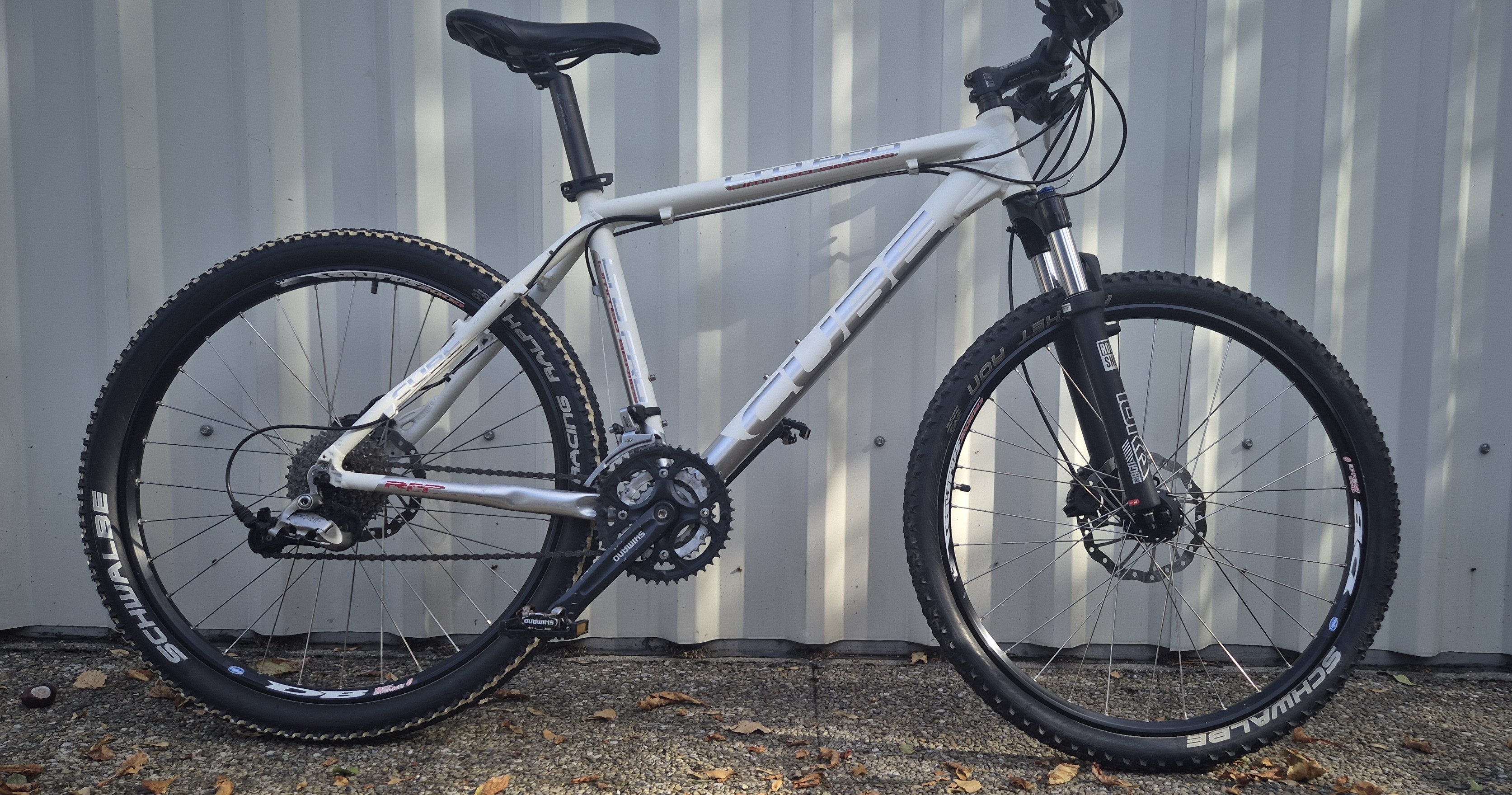 Mountainbike Cube Ltd Pro limited Serie 26 Zoll (Rahmen: 45 cm bzw. 18 Zoll)